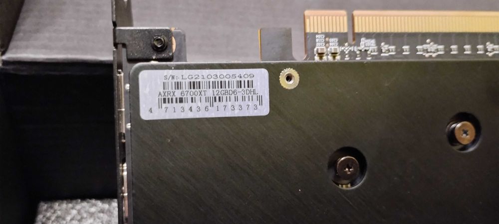 НОВА Radeon RX 6700 XT 12GB Powercolor Hellhound