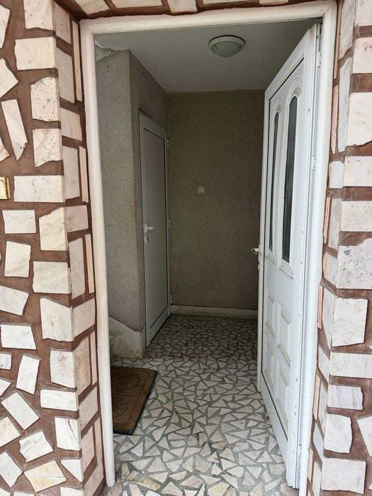 Триетажна къща в Центъра на гр.Свиленград,обл.Хасково