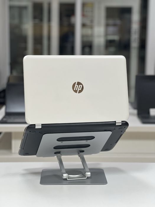 Ноутбук HP Pavilion | Intel Core i3 | SSD