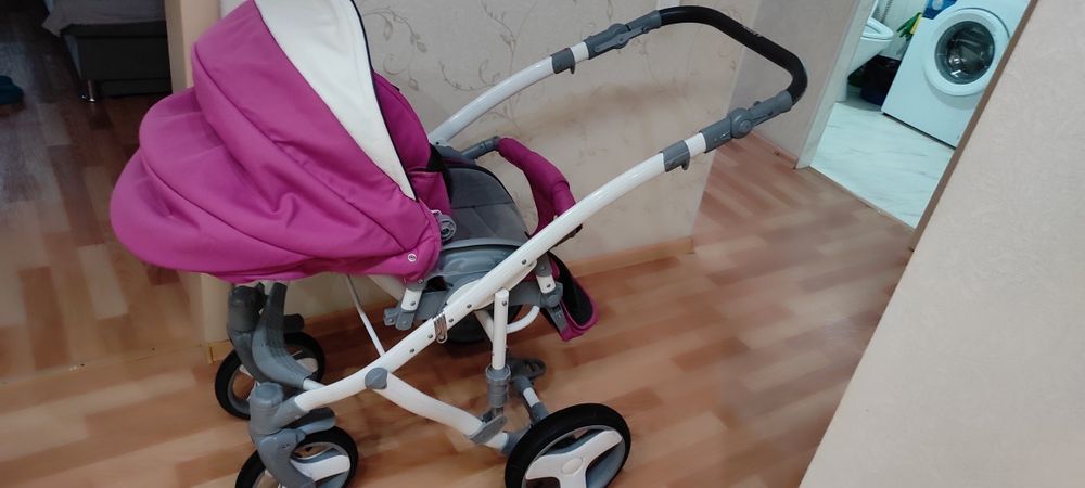 Продам коляску детскую