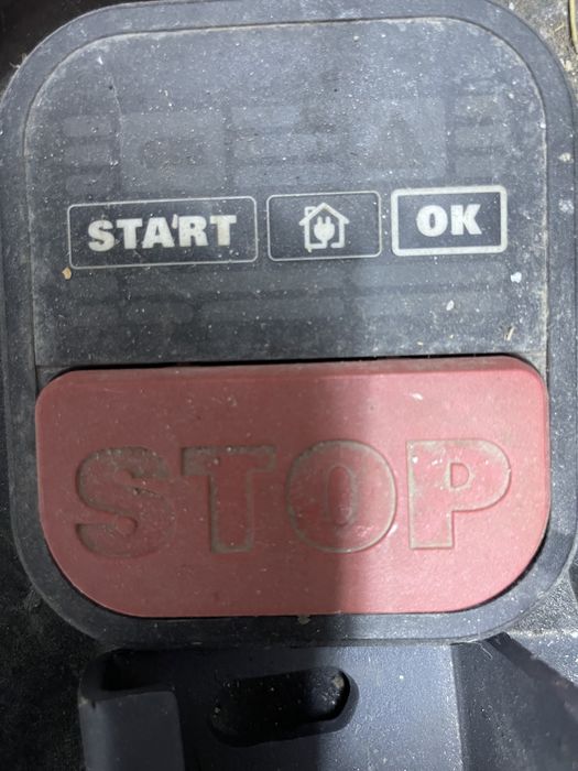 Vamd robot tuns gazon