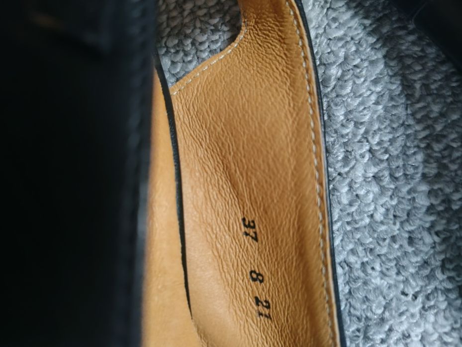 Pantofi de piele naturala