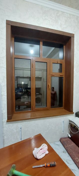 Deraza eshiklarni apshipka qilamiz