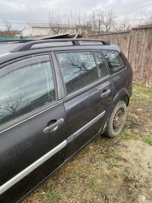 Dezmembrez sau vand intreaga renault megane 2