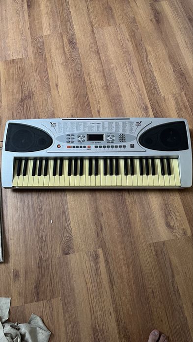 Продам синтезатор Cortland MK-2061
