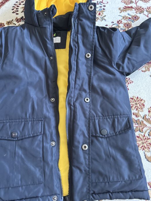 Детская куртка на возрост 5-6