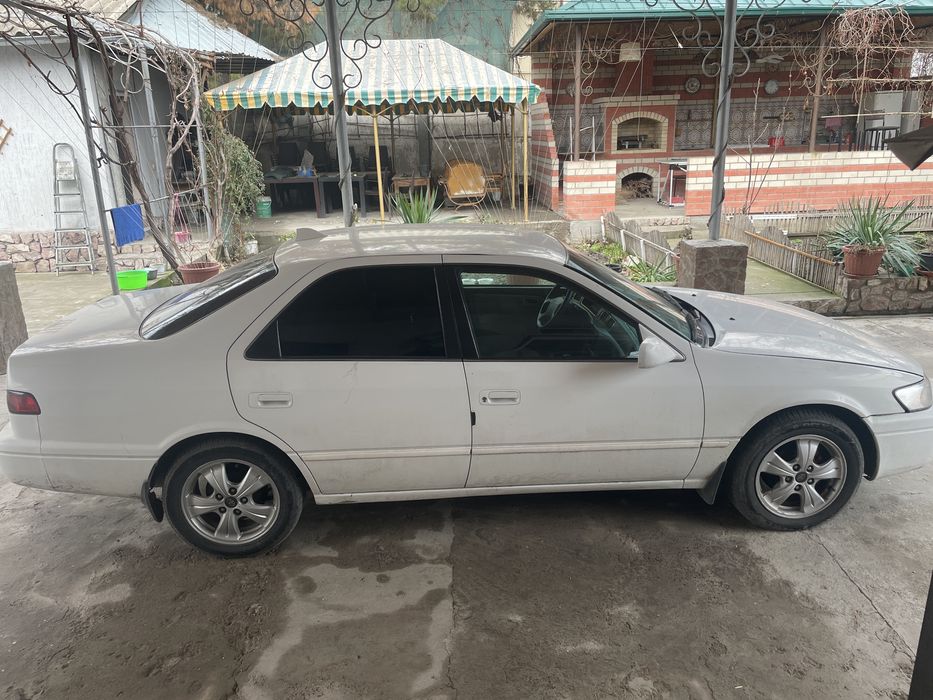 Продается Тойота камри 20