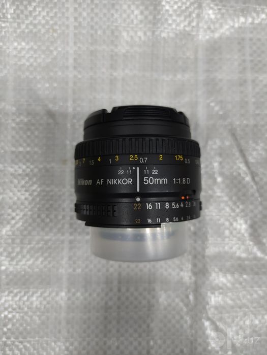 Продаётса обектив