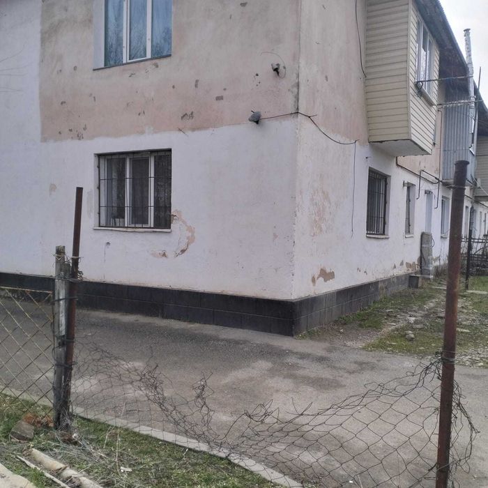 Продается 2х комнатная  квартира