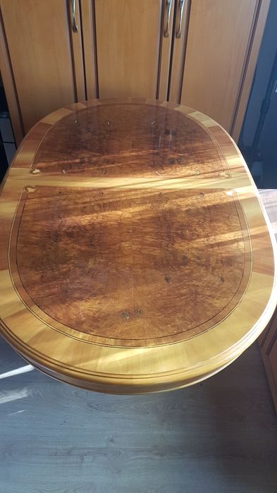 Мебели за хол или трапезария