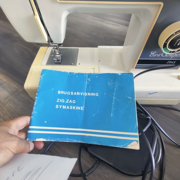 За Майстори Singer  и Eva super