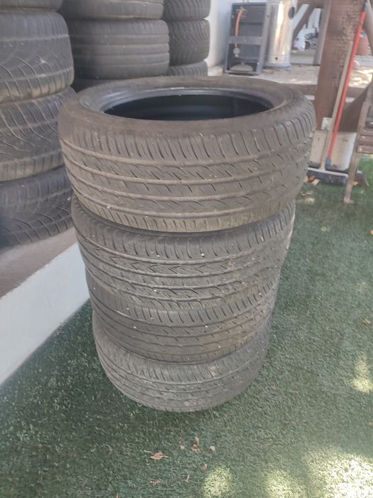 Vând anvelope second