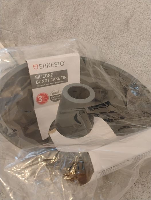 5xUstensile pentru bucătărie. Noi.