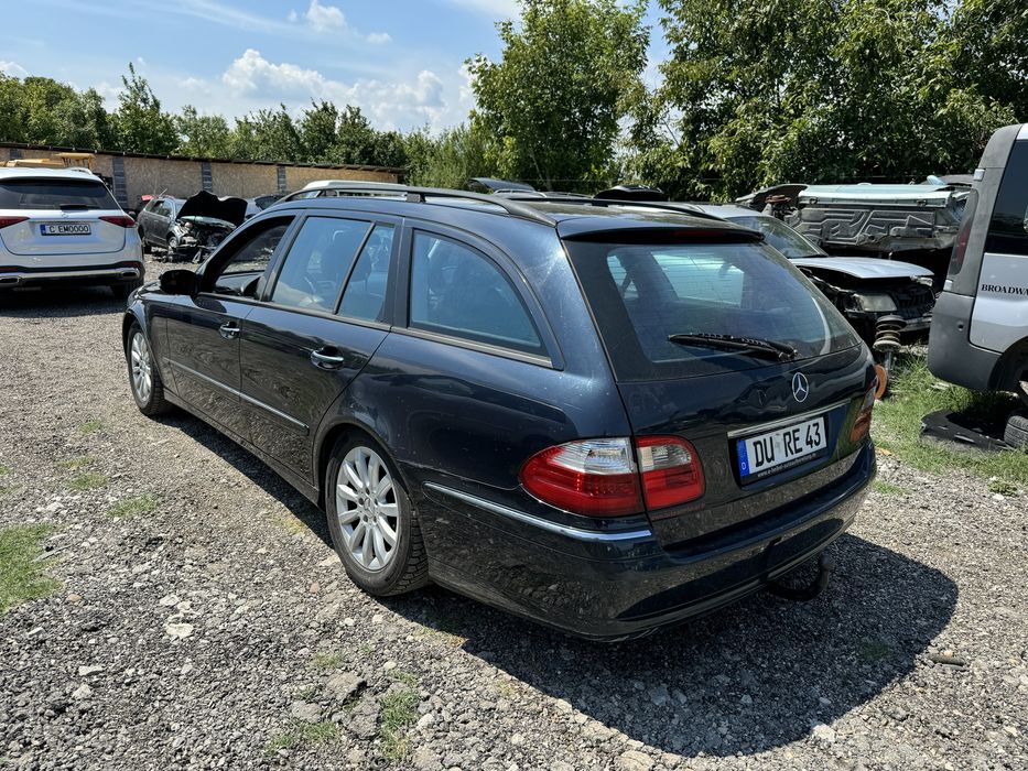 Метцедес W211 2.7 дизел 2004 г автоматик само на части