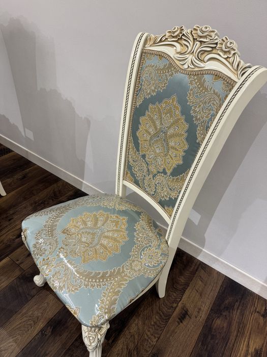 Стулья новые 4шт