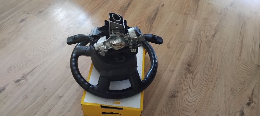 Мултифункционален волан с аербег airbag и лентов кабел + лост за мигач