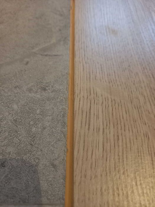 Укладка ламината и кварцвинила