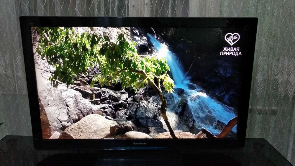 Продам телевизор 42д Panasonic