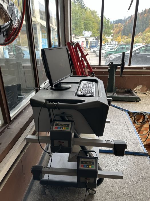 Стенд за  регулиране на геометрия сходимост на автомобили