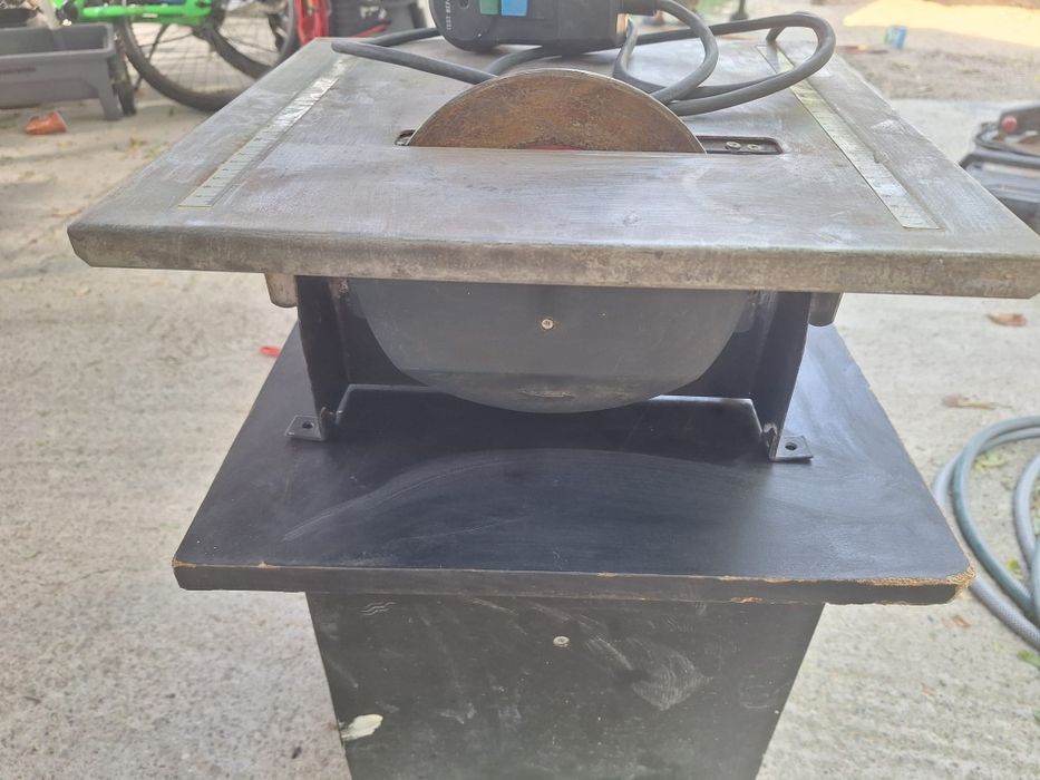 Doua Circular de tăiat gresie faianță și granit