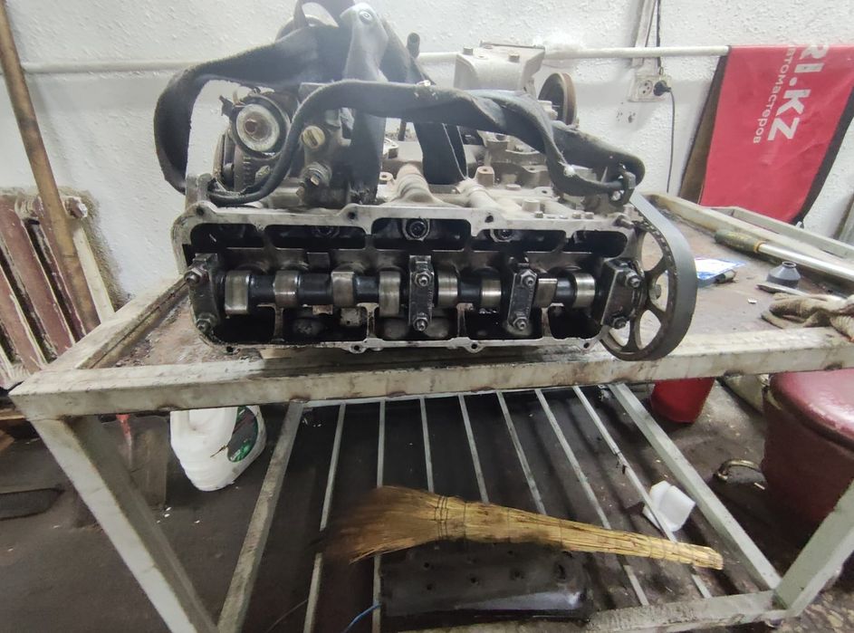 Двигатель на Пассат Б3,Ауди
