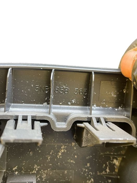 Spatiu Depozitare Sofer/ Ornamnet Bloc Lumini Volkswagen Tiguan Ii Fac