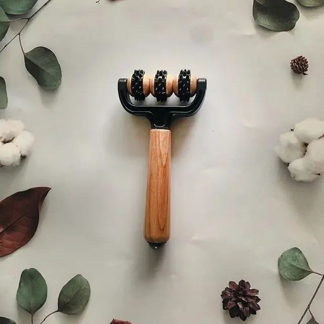 Массажный ролик для тела