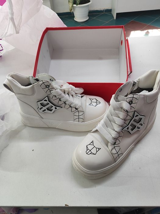 Обувь женская зимняя. Размер 40-41.