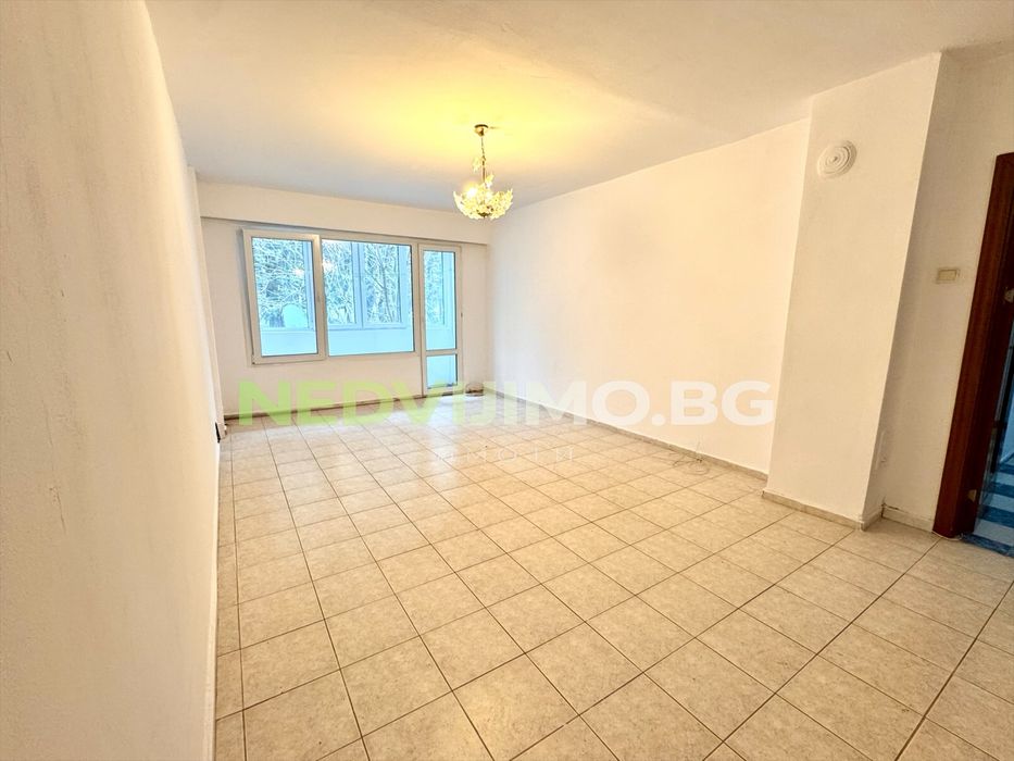 Продава се Двустаен апартамент в Варна, Възраждане 1 - 62 кв.м за 987 €/кв.м - Снимка #5