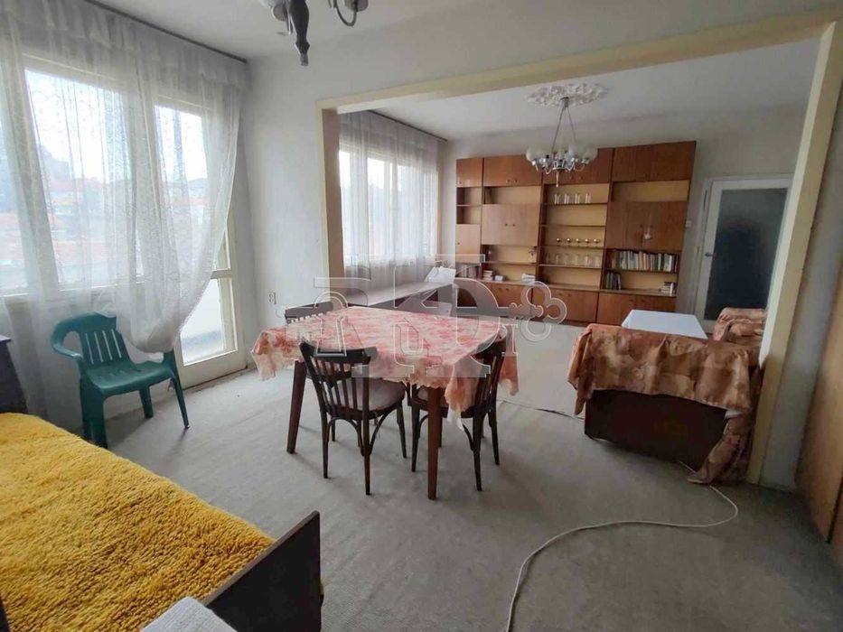 Продава се Четиристаен апартамент в Добрич, Пинета - 125 кв.м за 510 €/кв.м - Снимка #1