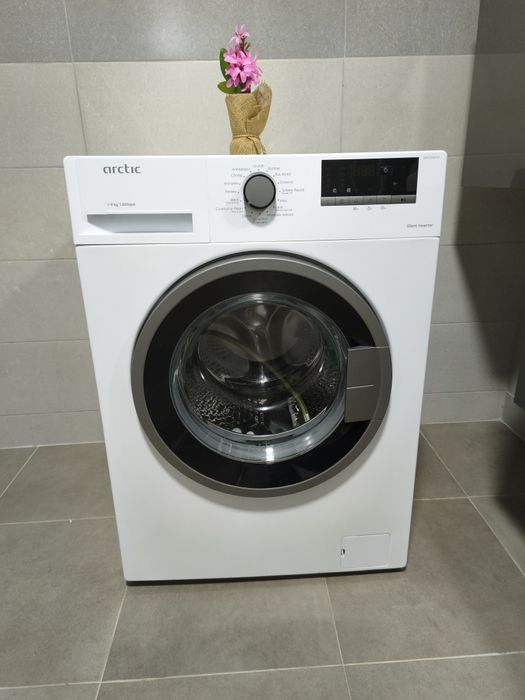 Mașină de spălat Arctic 9kg - Silent Inverter - Stare Bună