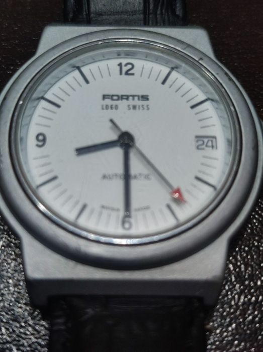Швейцарски автоматичен часовник Fortis,