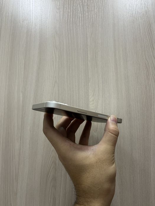 Продам Айфон 13 128GB