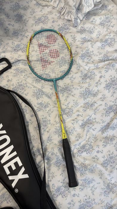 Yonex nanoflare e13
