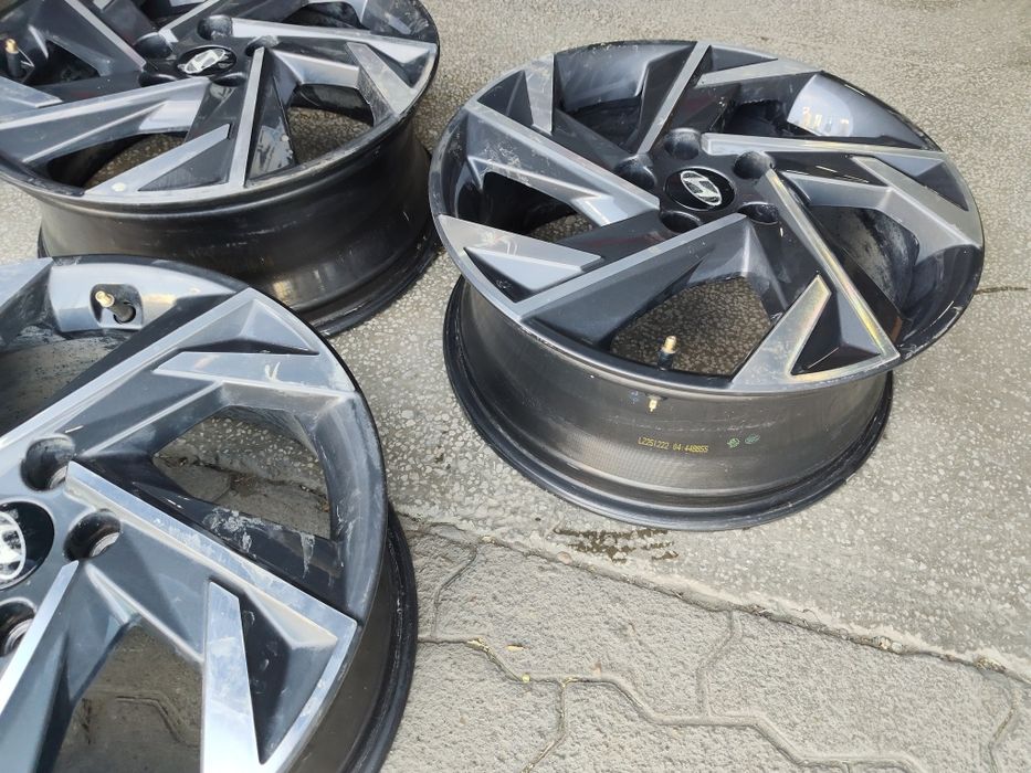 Продам шины 225/45 R17