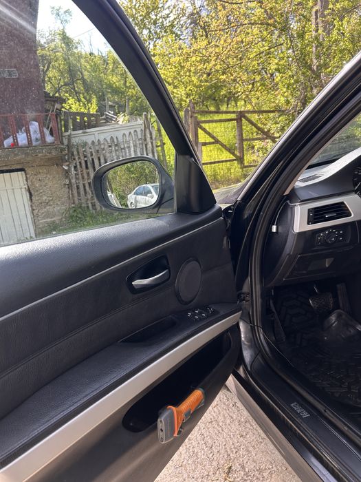 bmw seria 3  e91 facelift