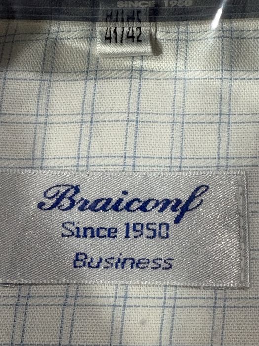 Vand 3 camasi si doua tricouri, Braiconf, Arres, Luca Grimaldi