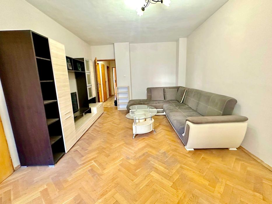 Дава се под наем Двустаен апартамент в София, Лозенец - 74 кв.м за 598.23 € - Снимка #1