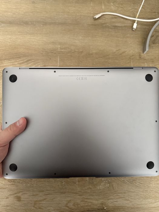 MacBook air m1 16/256