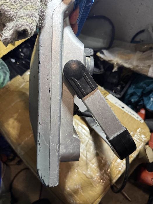 Proiector Conel 4000 lumeni