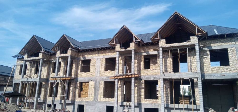 Ку́конлик усталар Том Ёпамиз ва нолдан Уй курамиз