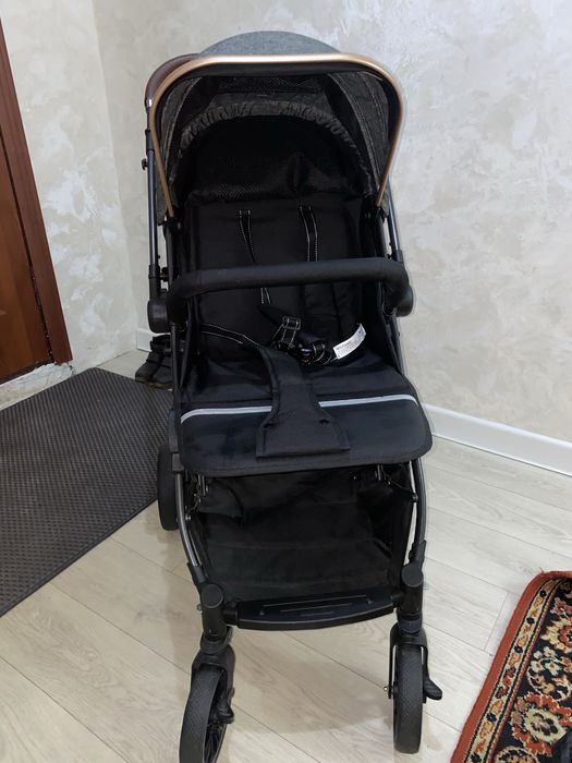 Продам детскую коляску