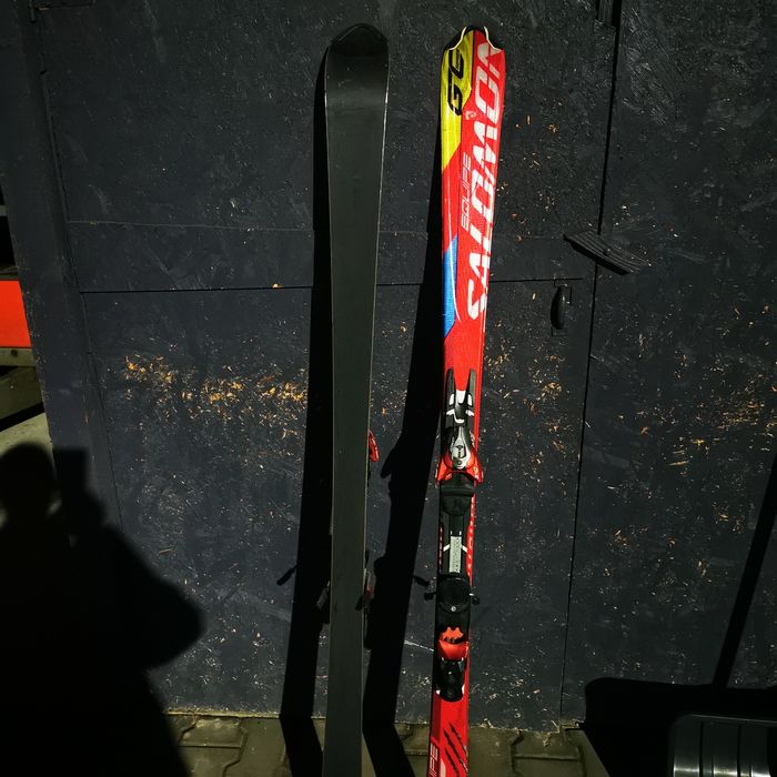 schiuri 170 cm salomon equipe gc