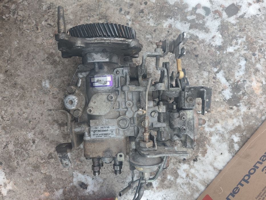 Продам двигатель 4м40 по запчастям