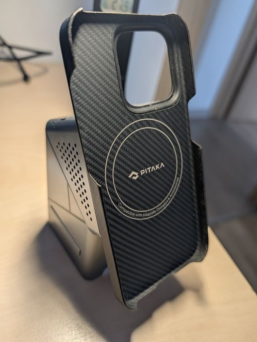Carcasă Pitaka pentru iPhone 15 Pro