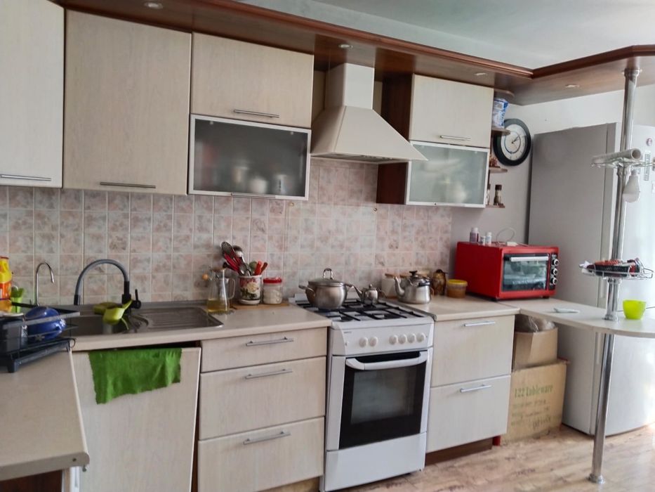 Срочно продам кух гарнитур