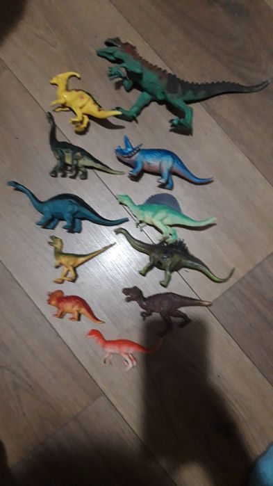 Set dinozauri de plastic