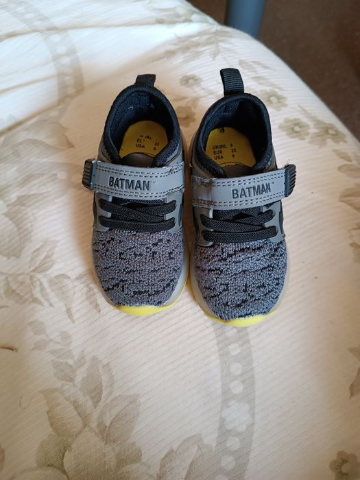 Детски обувки на батман