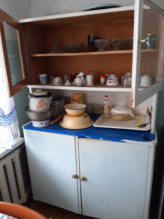 Шкаф старый СССР.