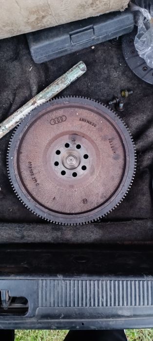 Продам маховик одномассовый ауди